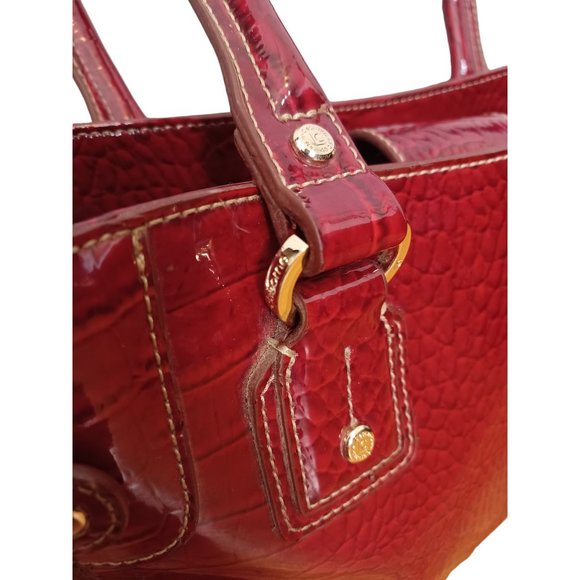 Liz Claiborne Red Reptile Shoulder Bag Button Closure - Picture 5 of 9